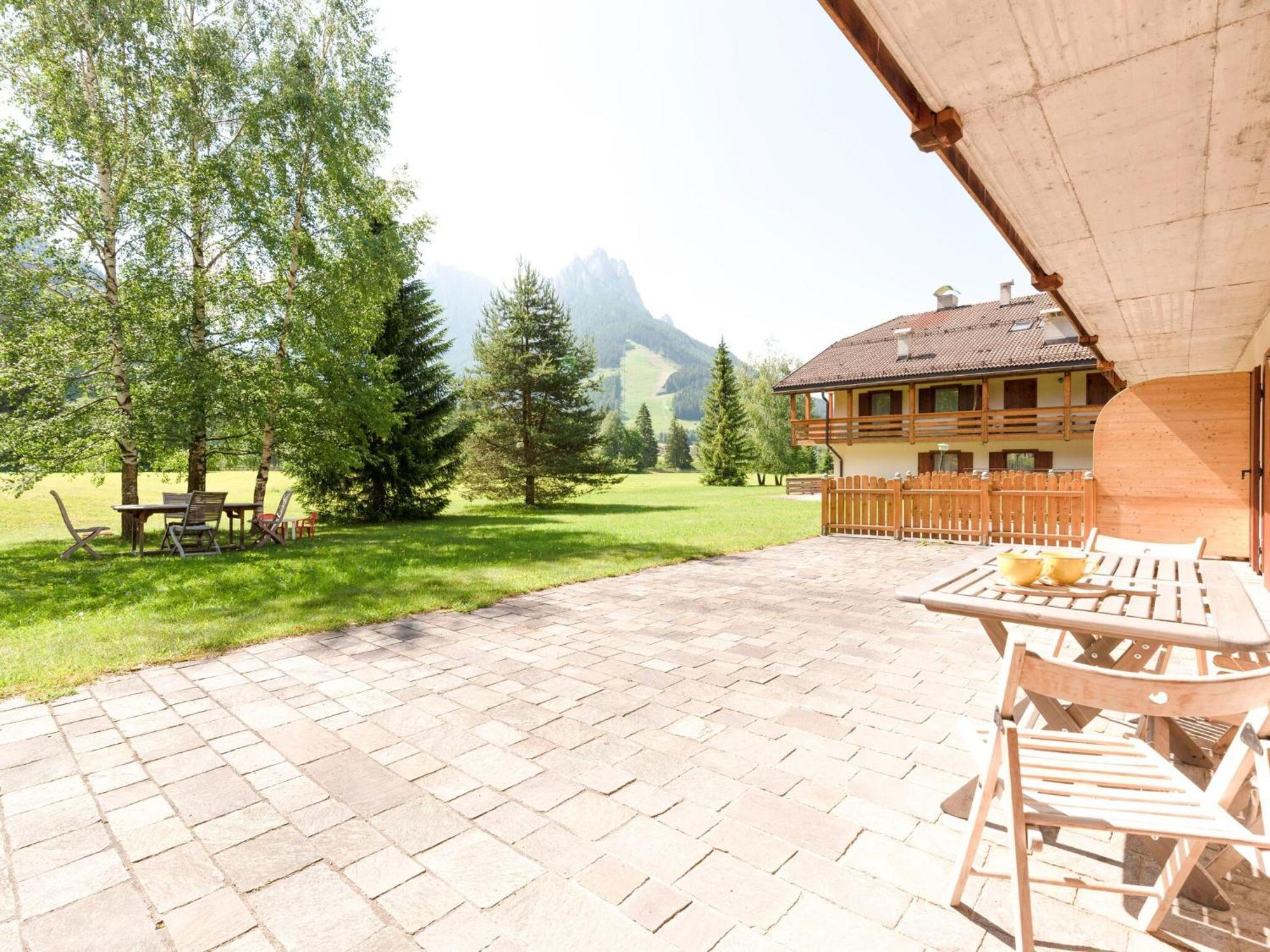 Spacious Chalet With Garden Near Ski Area In Tyrol Поца ди Фаса Екстериор снимка