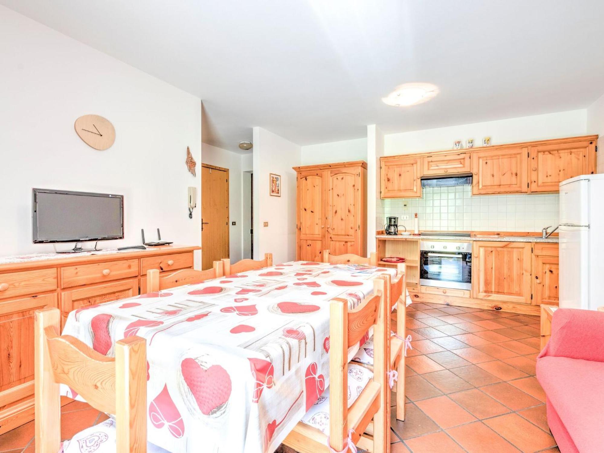 Spacious Chalet With Garden Near Ski Area In Tyrol Поца ди Фаса Екстериор снимка